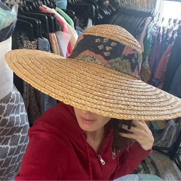 SOLD Wide Brim Sunhat with ribbon and fall leaves - Picture 4 of 10